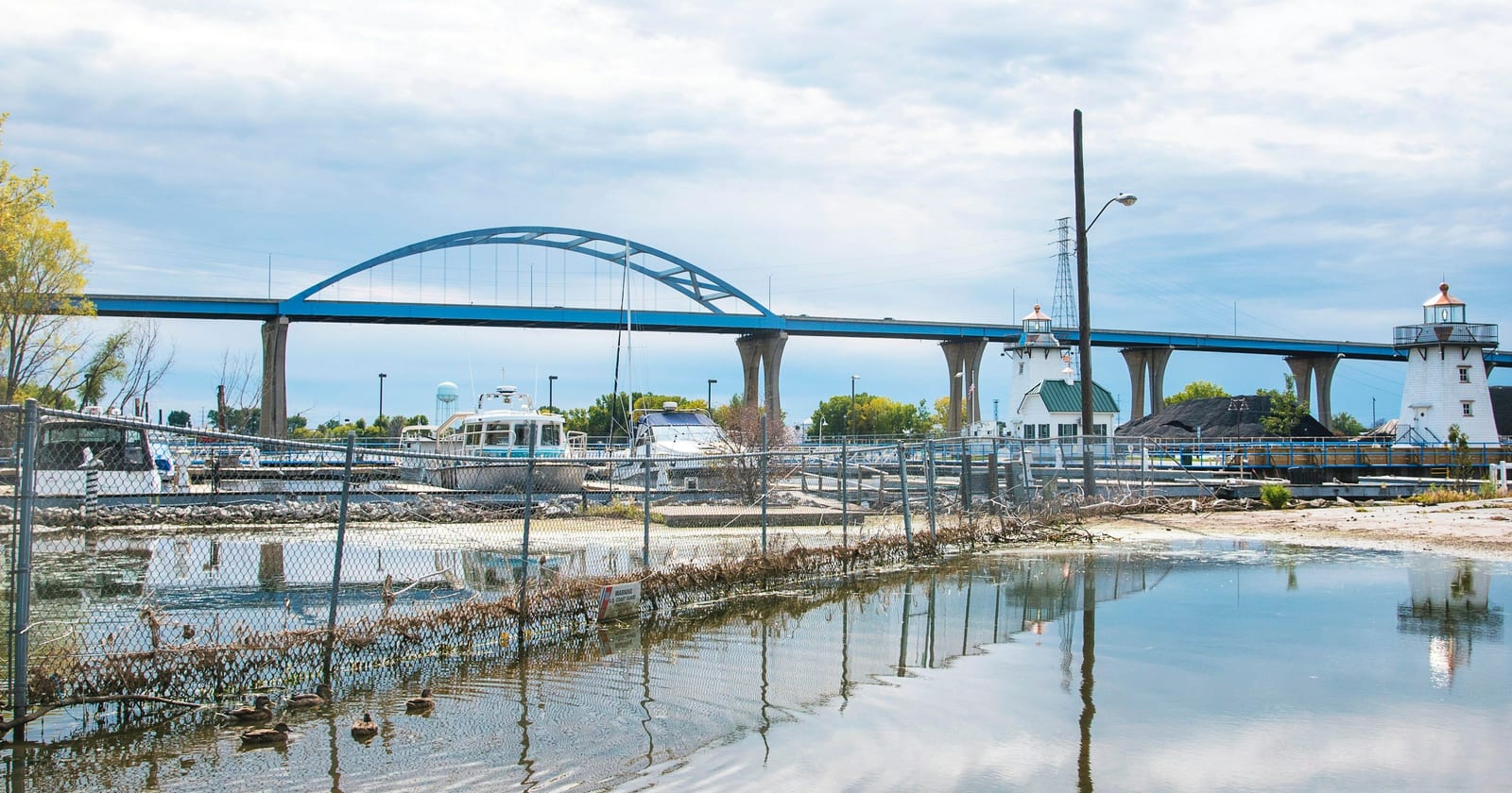 Leo Frigo Bridge and lighthouses at the mouth of the Fox River, Green Bay, Wisconsin